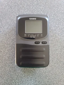 Casio Model TV-100B Personal Portable TV ~ Vintage ~ Powers On ~ Analog mit Koffer - Bild 1 von 8