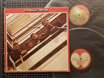 THE BEATLES 1962-1966 2LPs GERMANY PRESS VG+VG Import RED ALBUM Apple VINYL - Image 1 of 4
