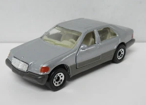 1992 Matchbox Silver Mercedes-Benz 600 SEL - Picture 1 of 10