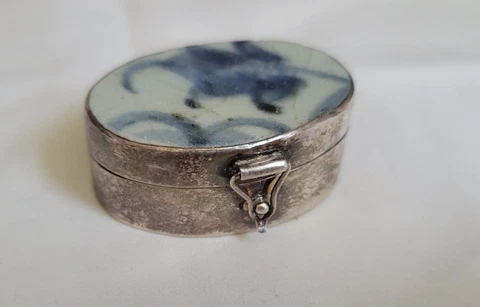 Vintage Blue Enameled Sterling Silver Latching Pill Box Small 1.75" Cover