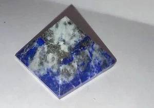 Carved Natural Lapis Lazuli 25-30mm Pyramid Encourages Intuition New - Picture 1 of 1