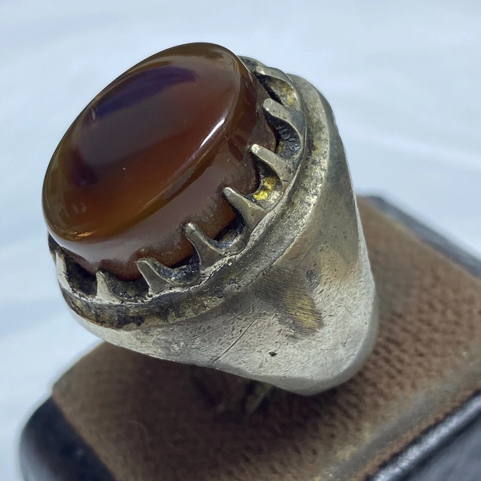 Antiguo anillo para hombre natural yemení Aqeeq ágata piedra cobre 13 EE. UU. عقيق انتيك يماني Foto 1 de 4