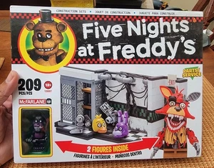 McFarlane Five Nights at Freddy's Parts/Service Exclusive set da costruzione 209 pezzi - Foto 1 di 8