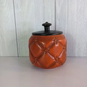 Vintage Haeger orange gesteppte Kanister/Keksdose schwarzer Deckel USA 8061 EUC - Bild 1 von 7