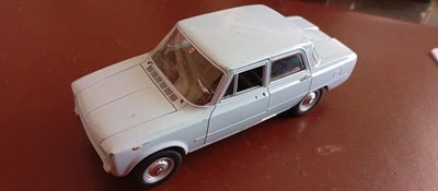 Alfa Romeo 1/24 - Immagine 1 di 4