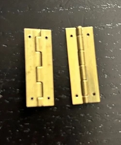 Pair of Brass Butt Hinges 25mm x 9mm, Ideal For Dolls Houses - Picture 1 of 1