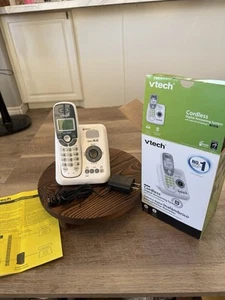 Vtech CS6124 Słuchawka Bezprzewodowy system odbierania Identyfikator dzwoniącego i telefon oczekujący - Zdjęcie 1 z 8