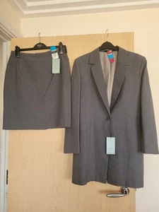 Marks & Spencer Ladies Dark Grey Suit Size 14 UK. Excellent Condition. - Picture 1 of 1