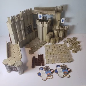 Heroscape - Fortress of the Archkyrie - Castle Wall and Tower Expansion Set - Picture 1 of 16