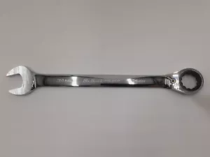 Blackhawk BW-1484 Full Polish Combination Reversible Ratcheting Wrench - 34 mm - - Picture 1 of 1