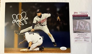 Omar Vizquel Cleveland Indians autographed Signed 8x10 photo JSA COA - Picture 1 of 1