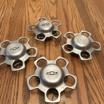 4 件套,1987 - 1990 雪佛兰 Beretta Corsica 1534 车轮中心盖原始设备制造商 10064850 — 第 1/3 张图片