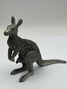 Vintage Pewter Or Plate Kangaroo With Joey Possibly Stewart Dawson Figure - Picture 1 of 11