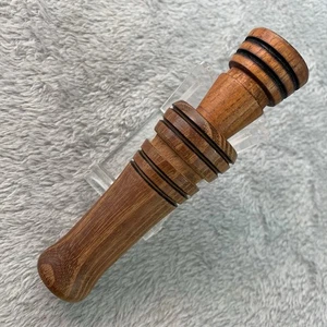 Vintage alter hölzerner Entenruf unmarkiert fehlendes Schilf schön gedrechselt Wasservögel Jagd 1 - Bild 1 von 5