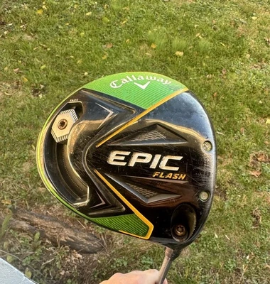 Callaway Epic Flash 10.5 Degree Driver Regular Flex Even Flow 5.5 55 Gram - Image 1 of 4