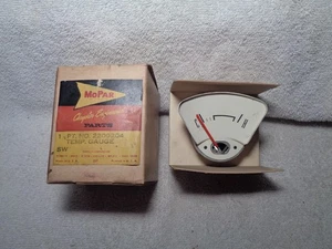 Mopar 1961 Valiant Temperature Gauge - Picture 1 of 1