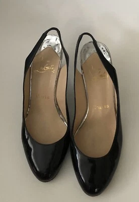 Auténticos tacones Christian Louboutin de cuero negro plateado talla 36  Foto 1 de 4