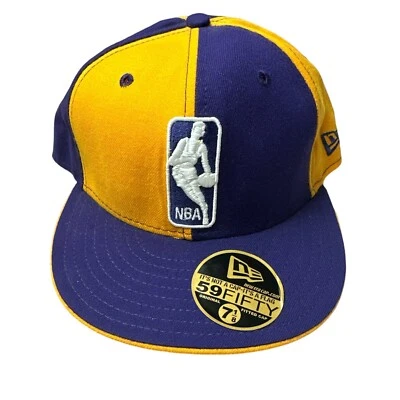 Sombrero de Los Angeles Lakers 7 1/8 Amarillo Púrpura Ajustado New Era 59 Fifty NBA Lana Foto 1 de 4