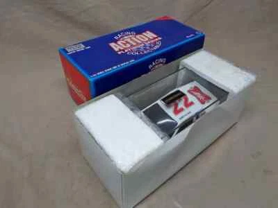 De colección NASCAR #22 Bobby Allison 1995 Miller High Life Buick Regal BW Bank 1:24 Foto 1 de 4