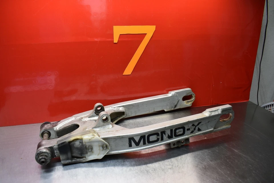 1982  Yamaha  YZ490 Swing Arm  Yz 490 82 7or  - Image 1 of 4