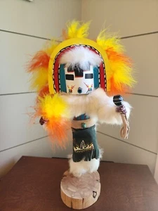 Bambola Estate Kachina Navajo firmata 14" arcobaleno taglia taglia Mascherata per nativi americani - Foto 1 di 11
