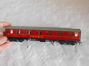 Coche cama Hornby Dublo 2 Rail British Railways W2402 - Imagen 1 de 4