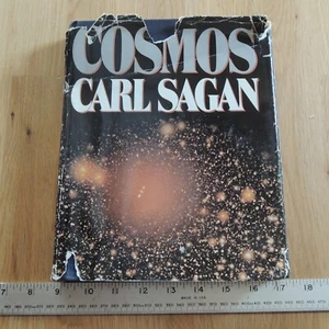 Cosmos Carl Sagan 1980, Hardcover with Dust Jacket with Rips, FREE SHIPPING READ - Picture 1 of 8
