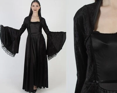 Vestido De Colección Terciopelo Negro Servicio Labial Kimono Manga Campana Gótico Bruja Y2K Steampunk Foto 1 de 4