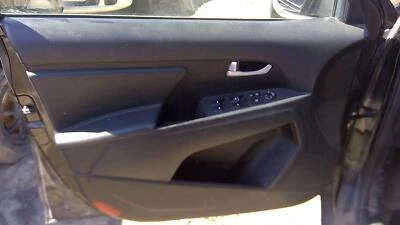 15 KIA SPORTAGE Front Door Trim Panel - Image 1 of 3