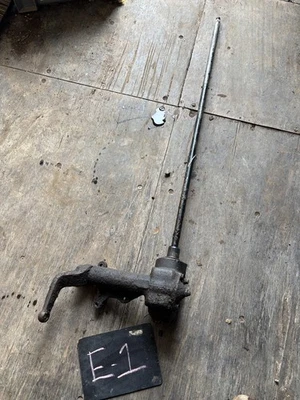 1958 1959 1960 58 59 60 FORD THUNDERBIRD GALAXY STEERING GEAR BOX W/PITMAN ARM O - Image 1 of 4