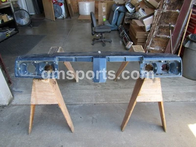 Oldsmobile Cutlass Supreme 1980 panel de cabezal de 4 faros Foto 1 de 4