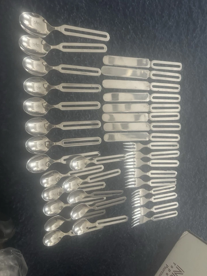 Juego de cubiertos de acero inoxidable Stanley Roberts Cycles COREA MCM 35 piezas *LEER Foto 1 de 4