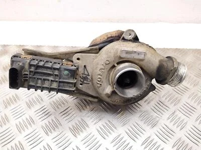 Volvo Xc90 turbocharger two sheared bolts 31293030 2.4d5 2009 - Image 1 of 4