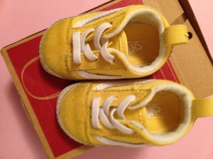 baby yellow vans