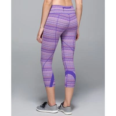 Lululemon Mid Rise Run Inspire Crop II Space Dye Twist Iris Flower Size 8 - Image 1 of 4