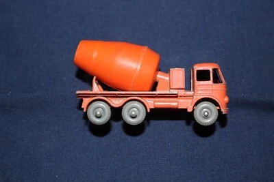 Mezclador de cemento de forraje vintage Lesney Matchbox No.26 ruedas grises Foto 1 de 4