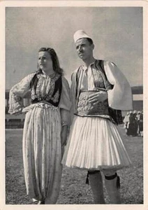 ALBANIA - Disfraces de Gjirokaster. Publicado por Albturist - Imagen 1 de 2