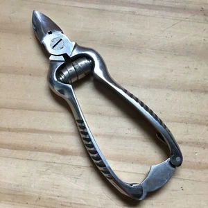 Vintage 1970s Stainless Barrel Spring Toenail Nipper w/ Concave Blades 4.5"L - Picture 1 of 4
