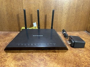 Netgear Nighthawk r6700v3 AC1750 wifi router - Afbeelding 1 van 10