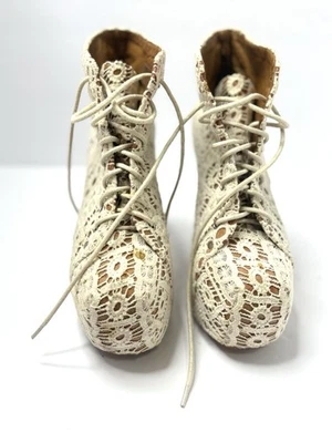 Jeffrey Campbell Ivory Lace Ankle Boots Size 6.5 Lace Up 5" Wooden Chunky Heel - Image 1 of 4