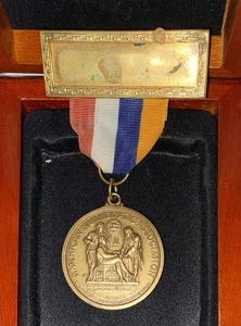 1979 ANA St Louis Convention 88th Anniversary Medal Ribbon Wood Box Metallic Art - Picture 1 of 4
