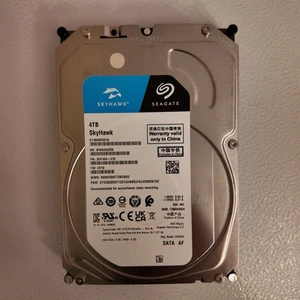 SEAGATE SKYHAWK 4TB 3.5" SATA HDD ST4000VX016 SURVEILLANCE 5400 RPM *0 HRS* - Picture 1 of 3