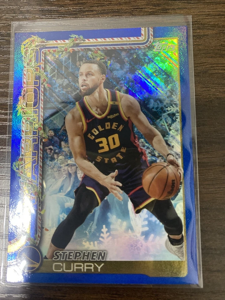 Stephen Curry 2025-26 Topps Azul Metálico Brillo Vacaciones Foto 1 de 1