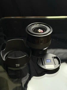 Zeiss Batis 25mm F2 Sony e Mount Prime Lens - Picture 1 of 4