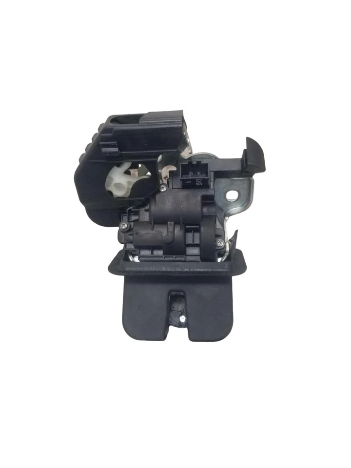 Audi A5 Bootlid Tailgate Lock Catch Hatchback 2012 8K9827505A - Image 1 of 4