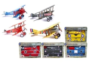 New Ray 1:48 Military Bi-Planes Model Kit Classic Planes 4 Styles - Bild 1 von 2