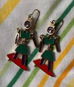 Vtg Edgar Berebi Funky Enamel Art Articulated People Gold Tone Pierced Earrings - Picture 1 of 4