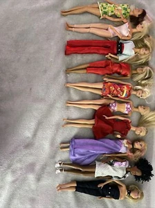 1990s Mattel Barbie Dolls Lot Of 10 w/ Clothes - Picture 1 of 15