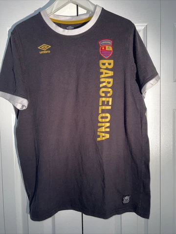 Barcelona FC Umbro Black Men’s T-shirt Size Large Soccer Futbol Cover