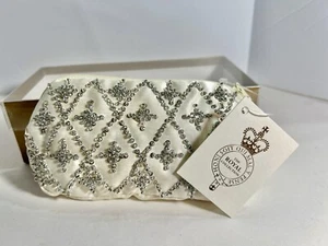 The Royal Collection White Beaded Clutch - Picture 1 of 8